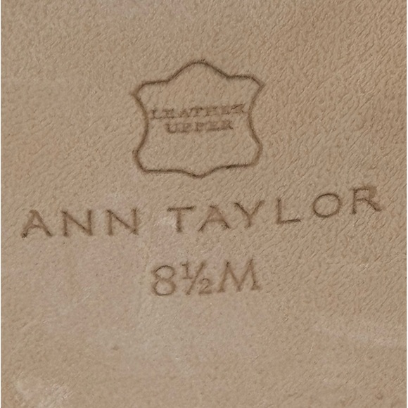 Ann Taylor Ada Suede Pointy Toe, Flats with Tassels. Woman’s Size 8 1/2 - Picture 2 of 13